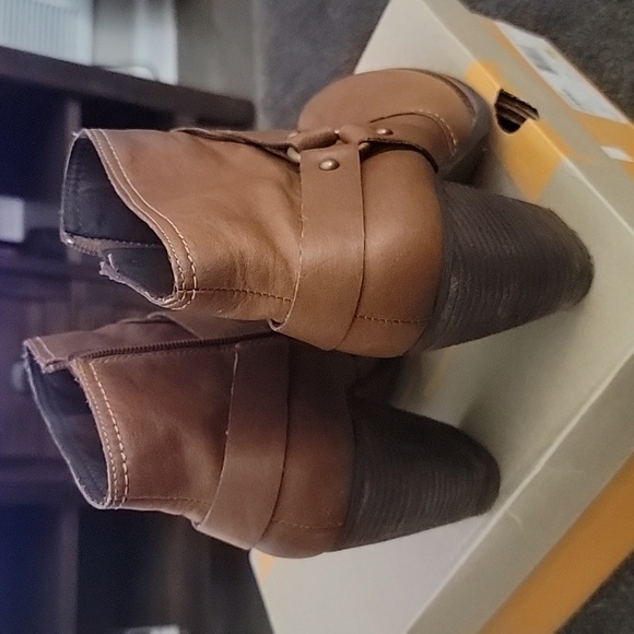 Ankle Booties - Picture 3 of 9